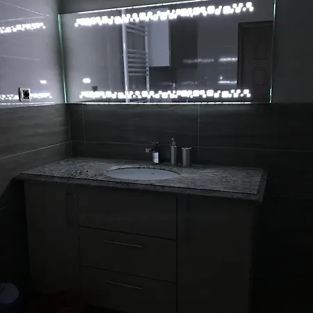 Modern Studio Apartment